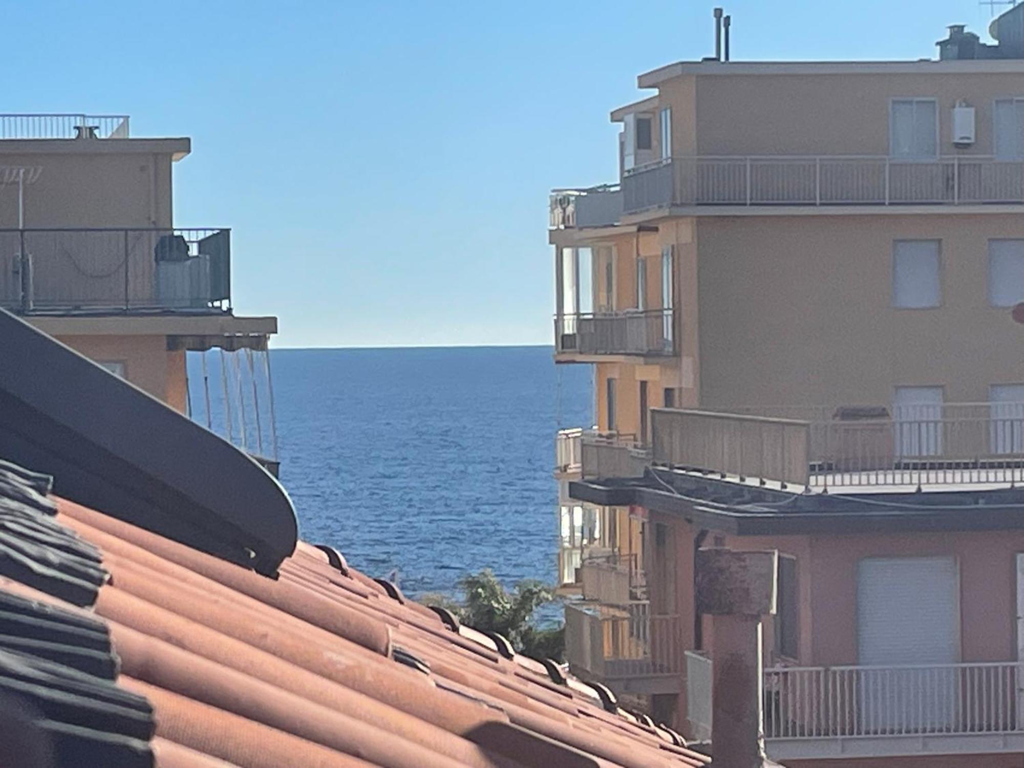 Sabrina Maison Chic Dolce Nido Sul Mare サン・バルトロメーオ・アル・マーレ エクステリア 写真